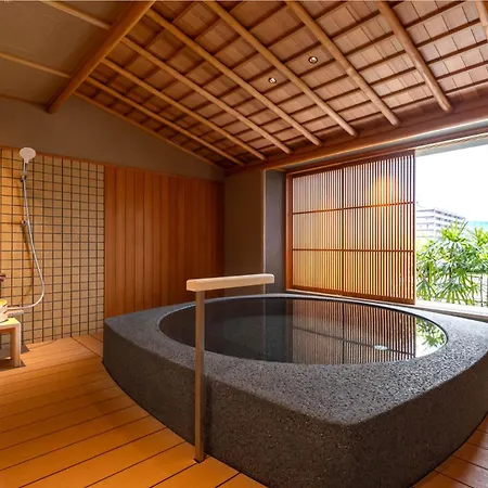 Hotel Wakamizu Takarazuka Exterior photo